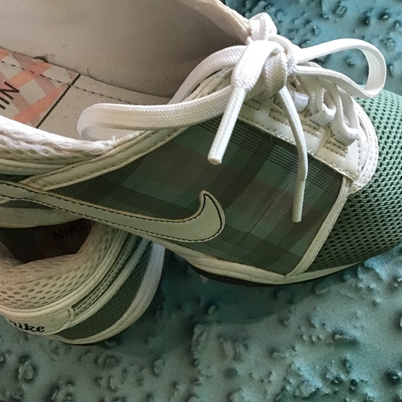 Ladies golf shoes - Picture 3 of 4